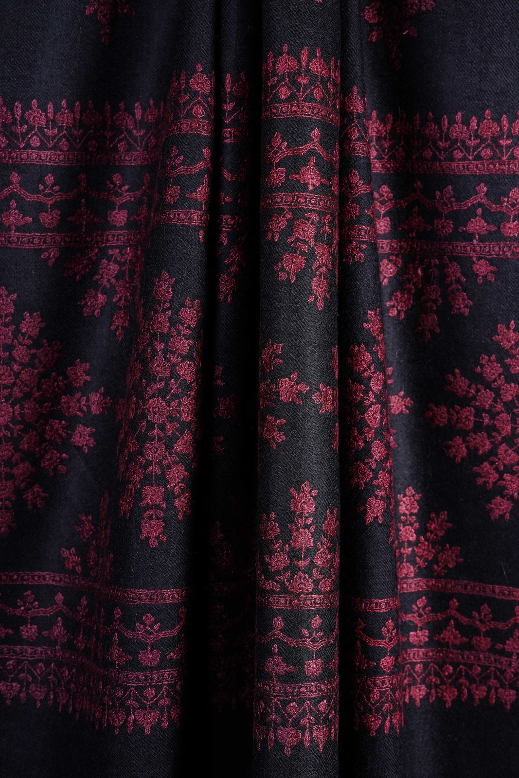 Black Base Big Border Embroidery Cashmere Pashmina Shawl