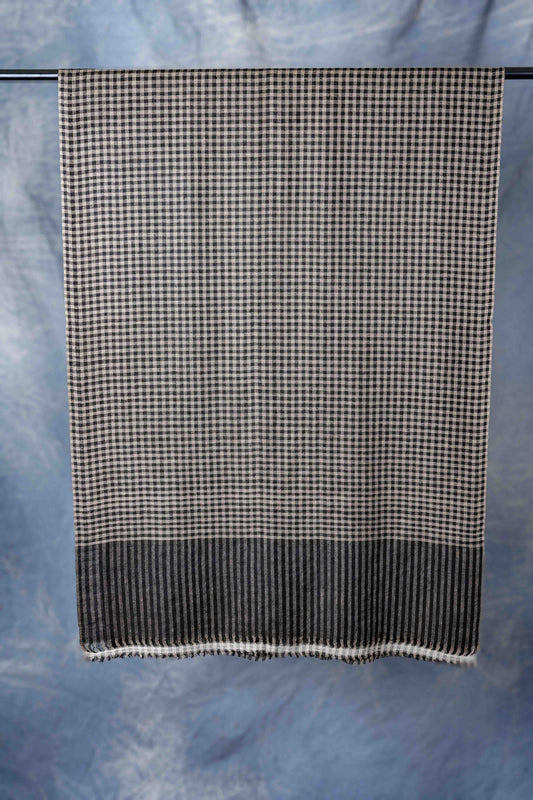 Small Check Black and Natural Handwoven Cashmere Pashmina Scarf