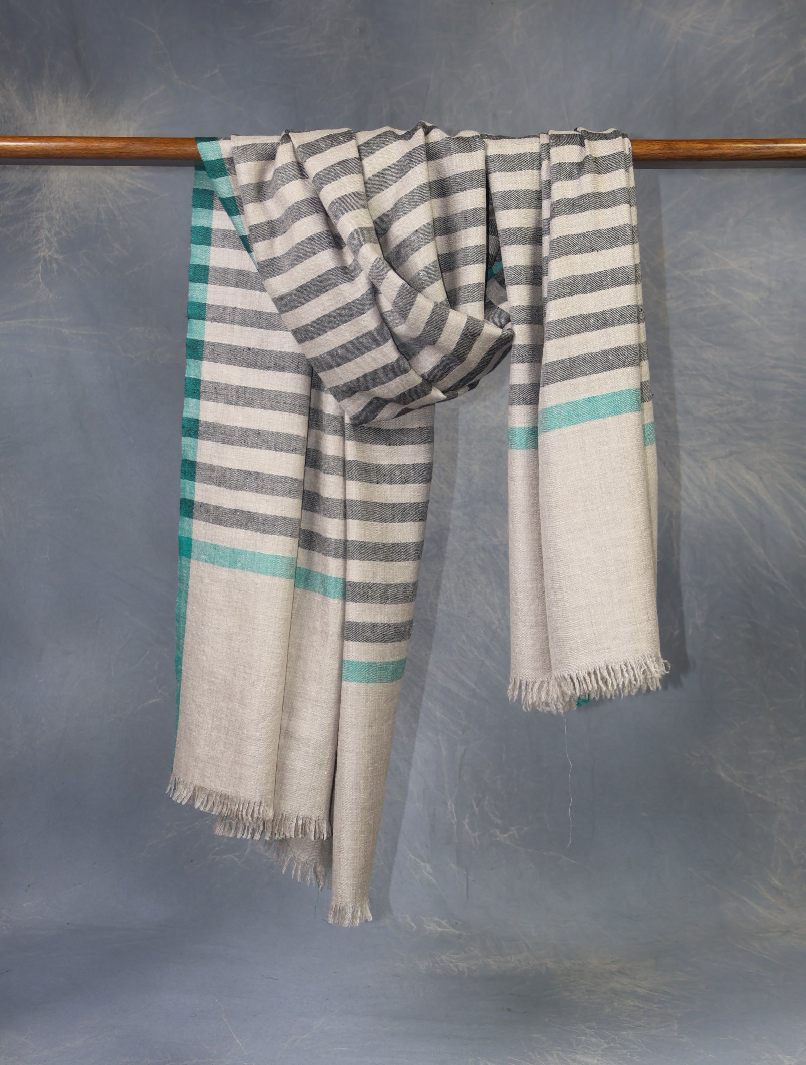 Black and Natural Color Striped Handwoven Cashmere Pashmina Shawl