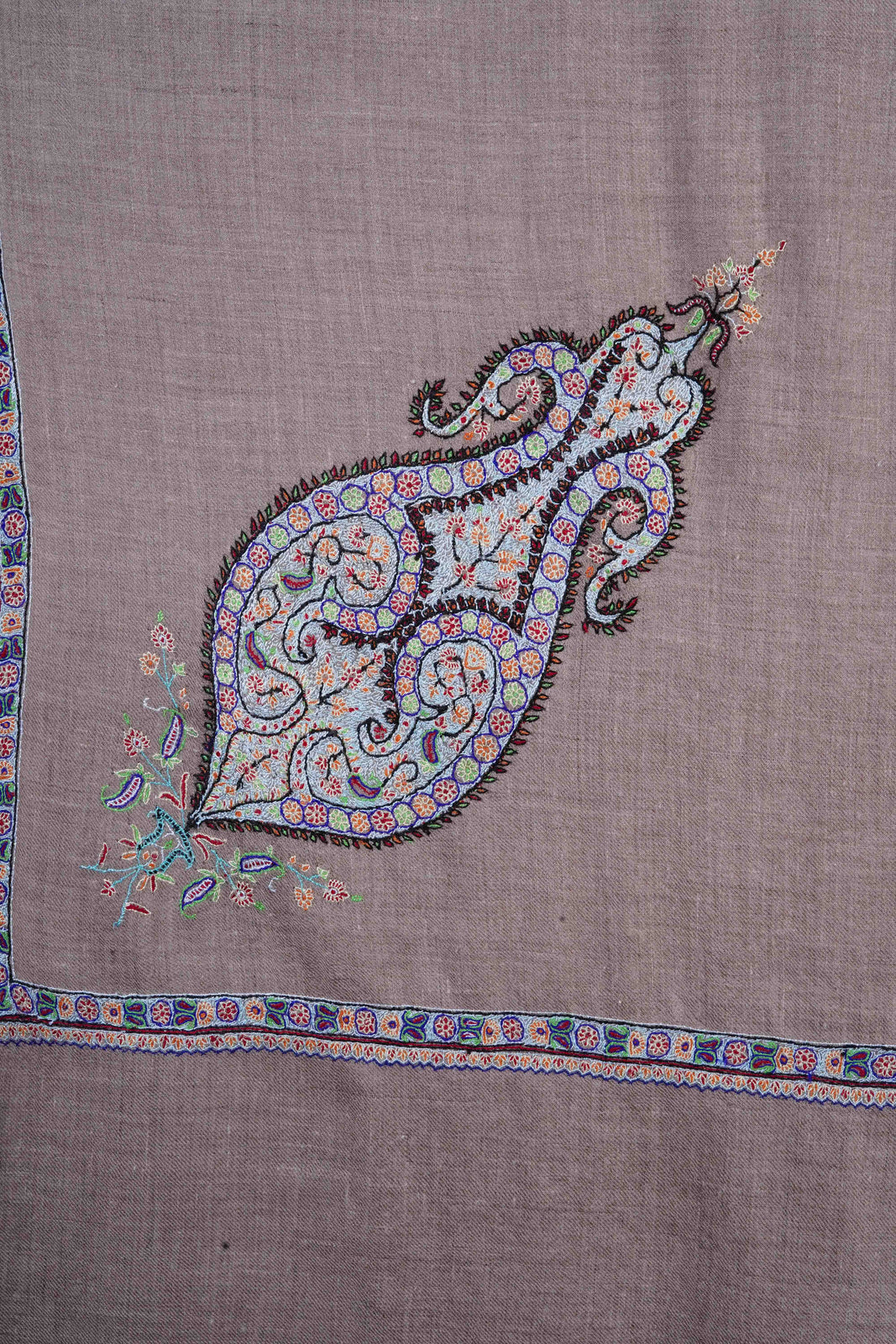Natural base Cone Motif Sozni Hand Embroidery Pashmina Shawl