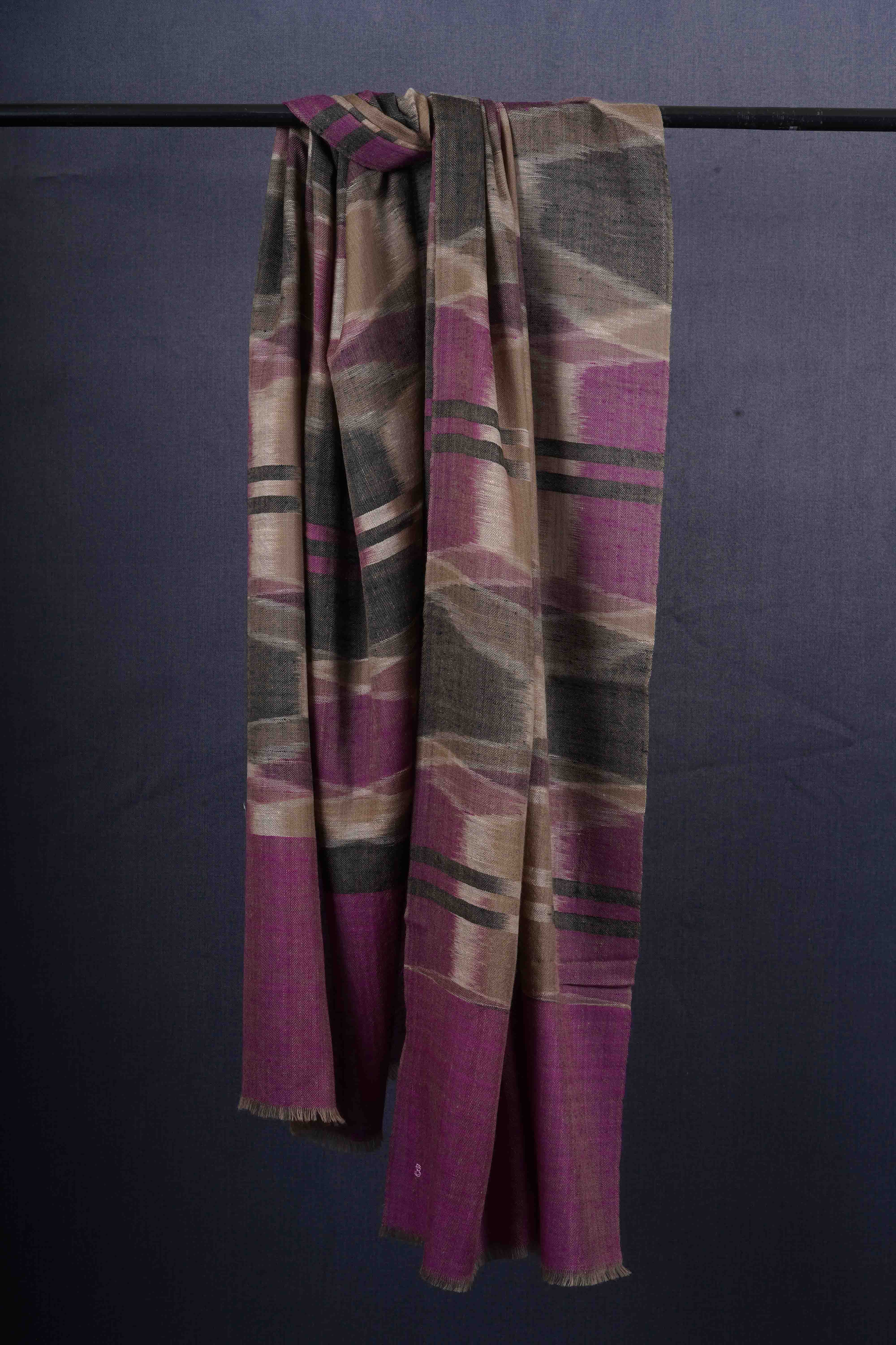 Natural Base Pink Ikkat handwoven Cashmere Pashmina Scarf