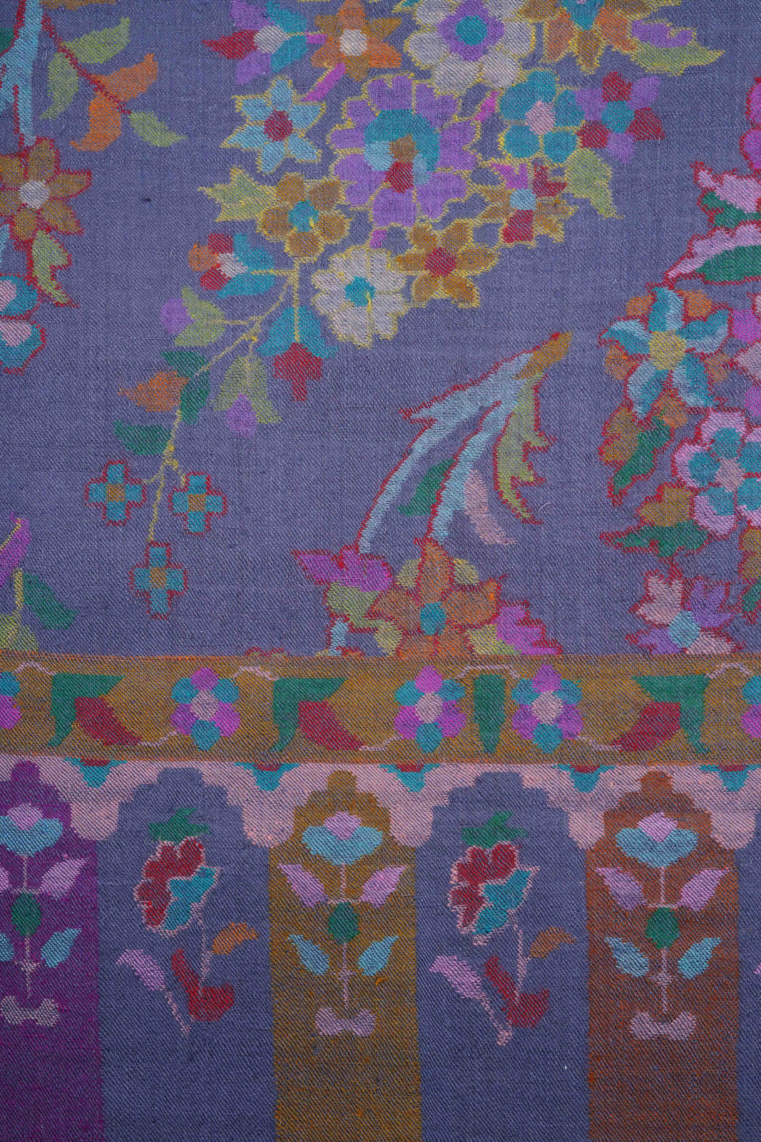 Grey Base Flower Kani Jamawar Pashmina Shawl