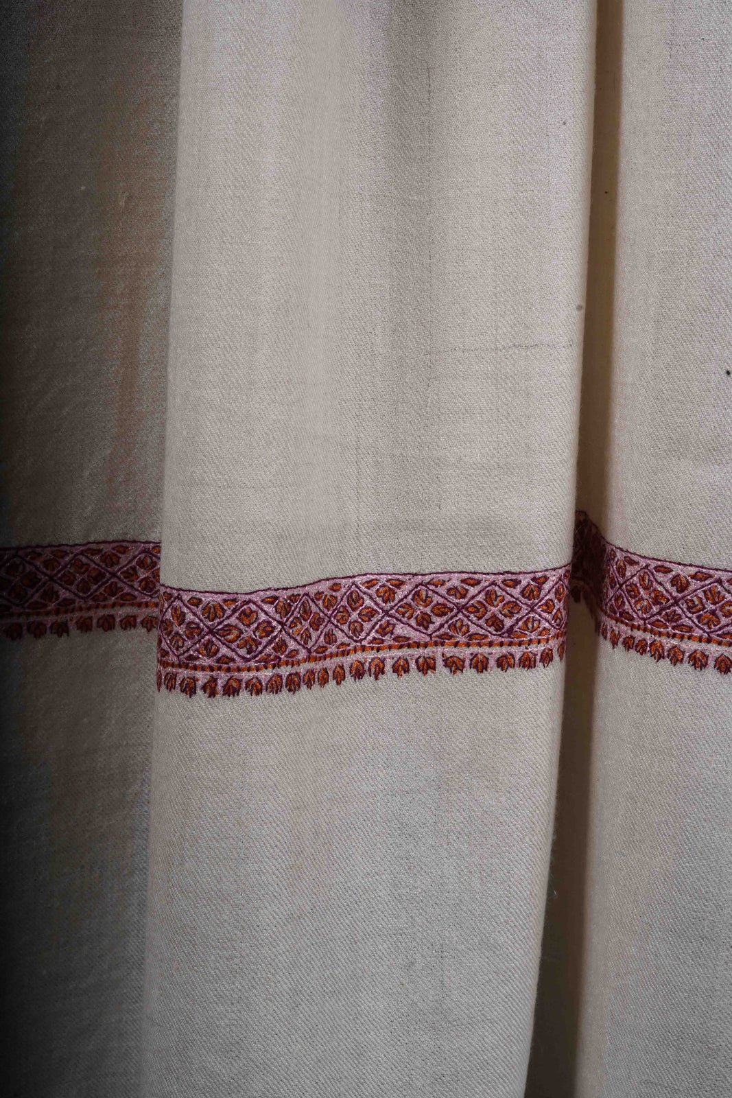 Ivory Base With Pink Border Embroidery Cashmere Pashmina Shawl