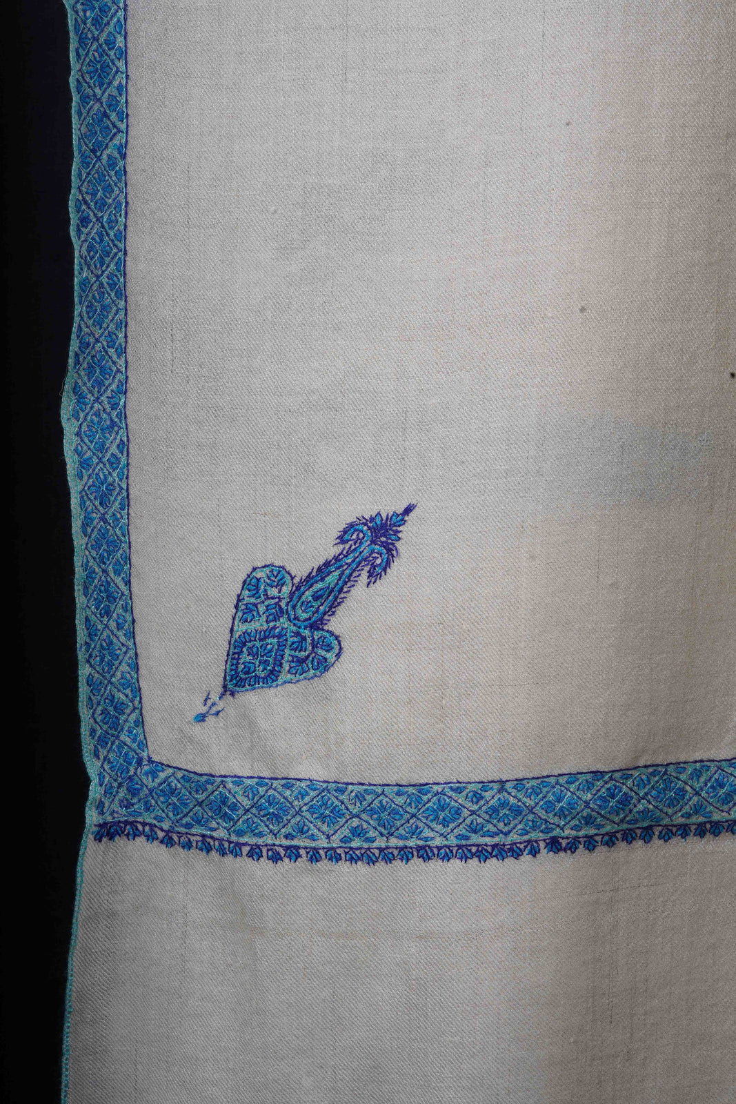 Ivory Base With Blue Border Embroidery Cashmere Pashmina Shawl