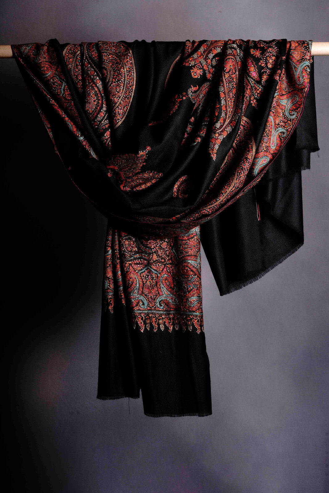 2.5 yard Black Base Jamawar With Multi color Embroidery Cashmere Pashmina Shawl