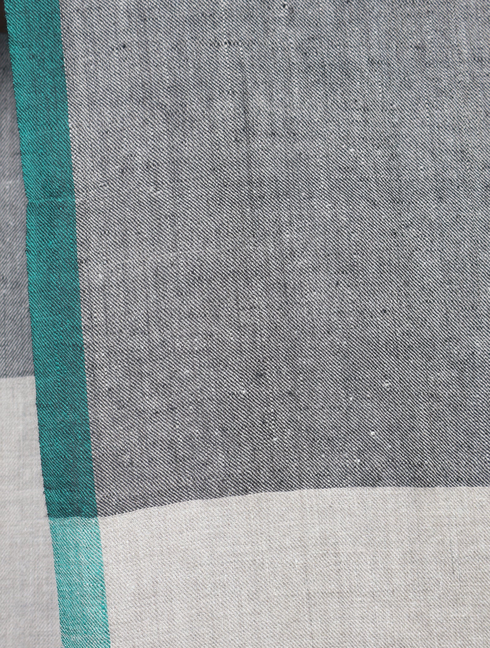 Black and Natural Border Handwoven Cashmere Pashmina Shawl