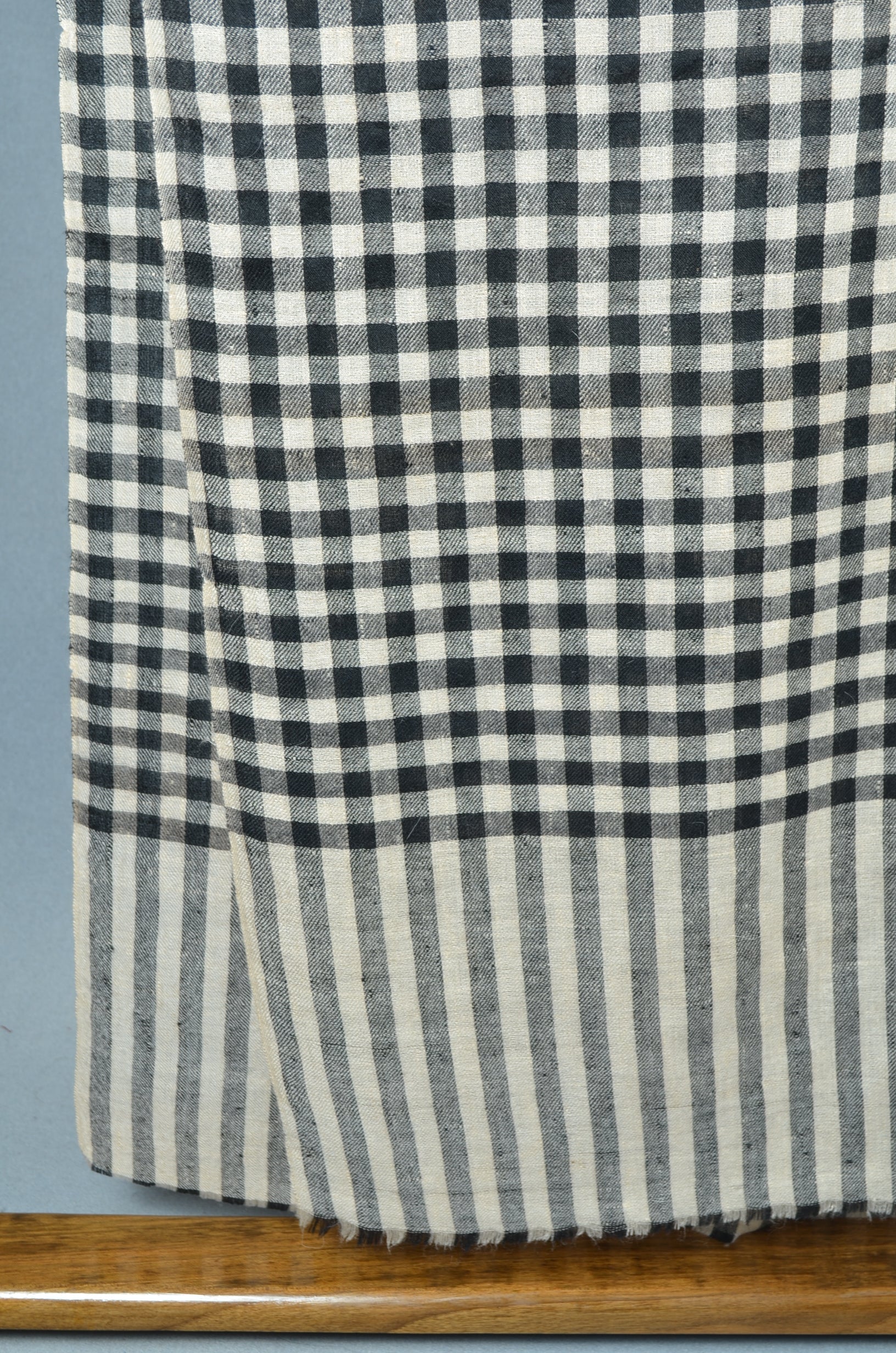 White and Black Check Handwoven Cashmere Pashmina Scarf
