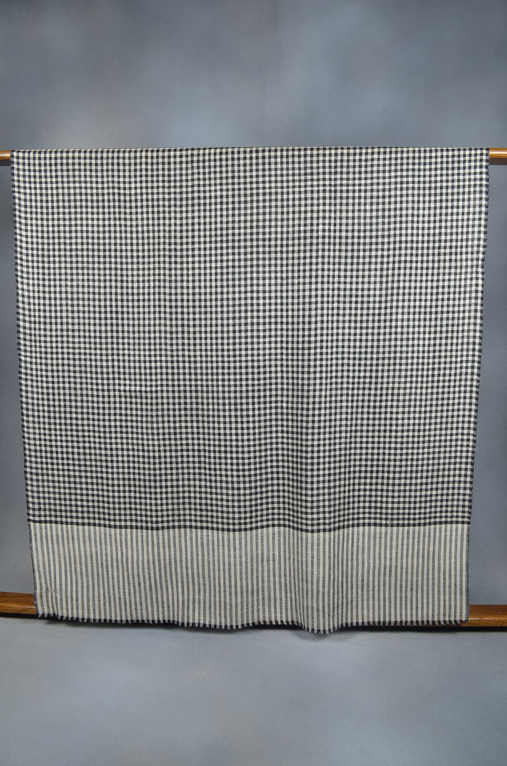 white and Black Checked Handwoven Cashmere Pashmina Shawl