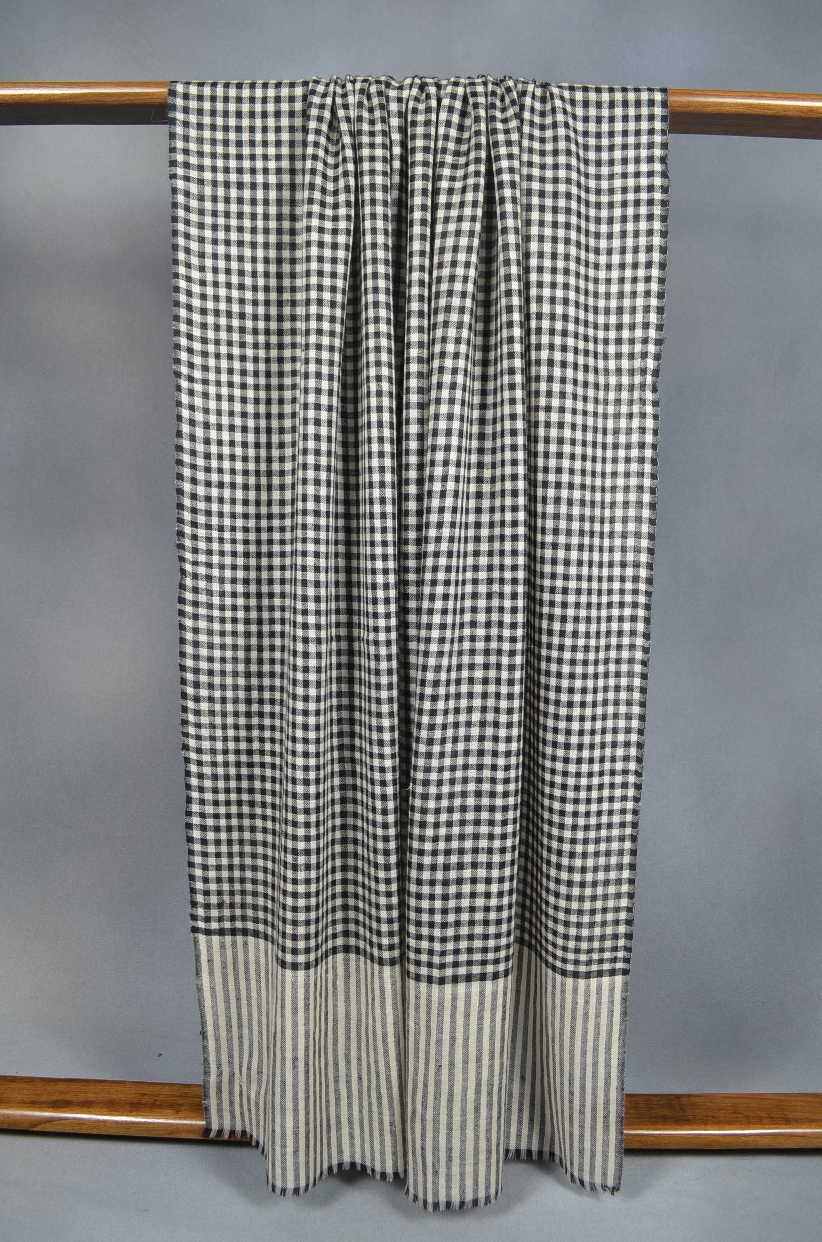 white and Black Checked Handwoven Cashmere Pashmina Shawl