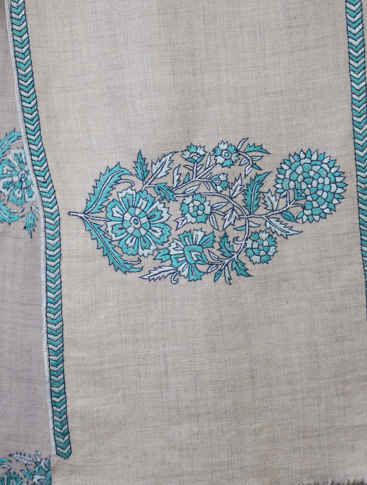 Ivory Big Border Embroidery Cashmere Pashmina Shawl