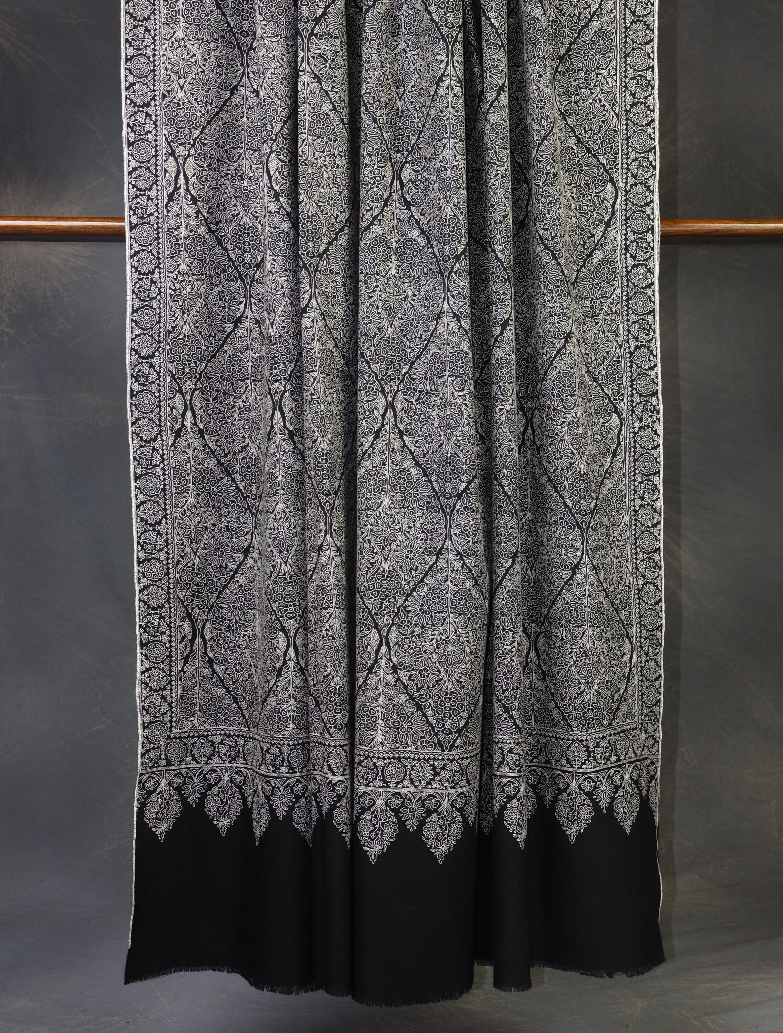 3 Yard Black Base Jamawar Embroidery Handwoven Cashmere Shawl