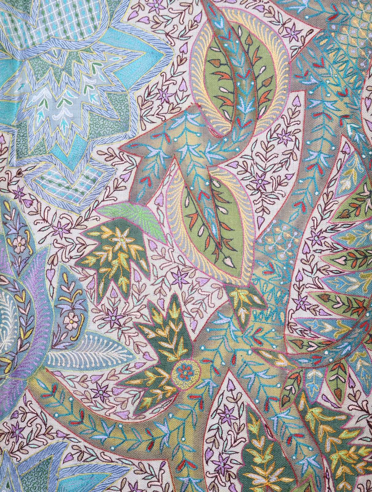 3 Yard Ivory Base Green Tone Kalamkari Embroidery Pashmina Shawl