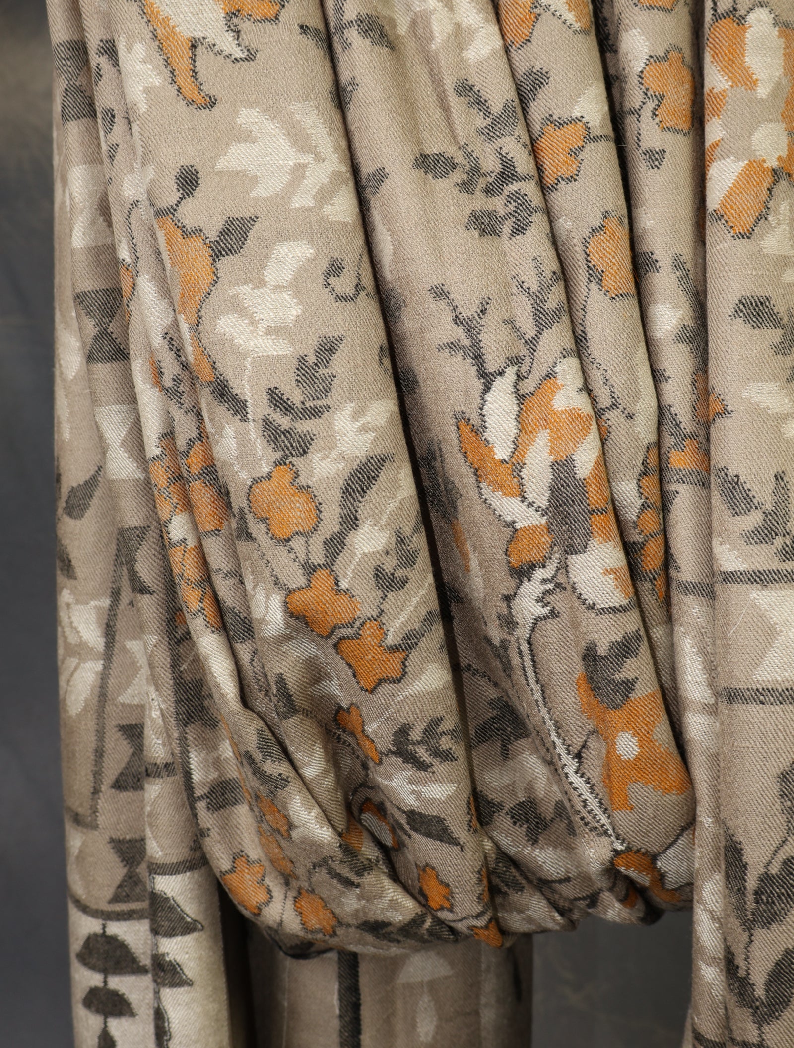 3 Yard Greige Base Jamawar Kani Pashmina Shawl