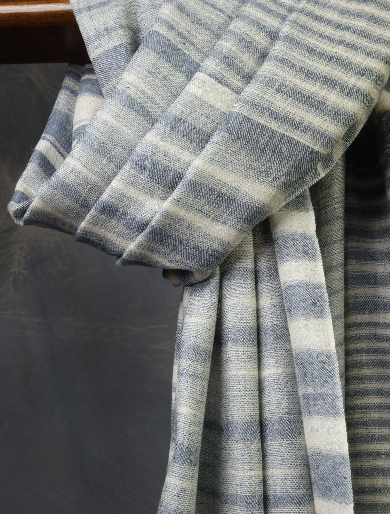 Grey Plaid Cashmere Check Scarf Pashmina – Handwoven Luxury
