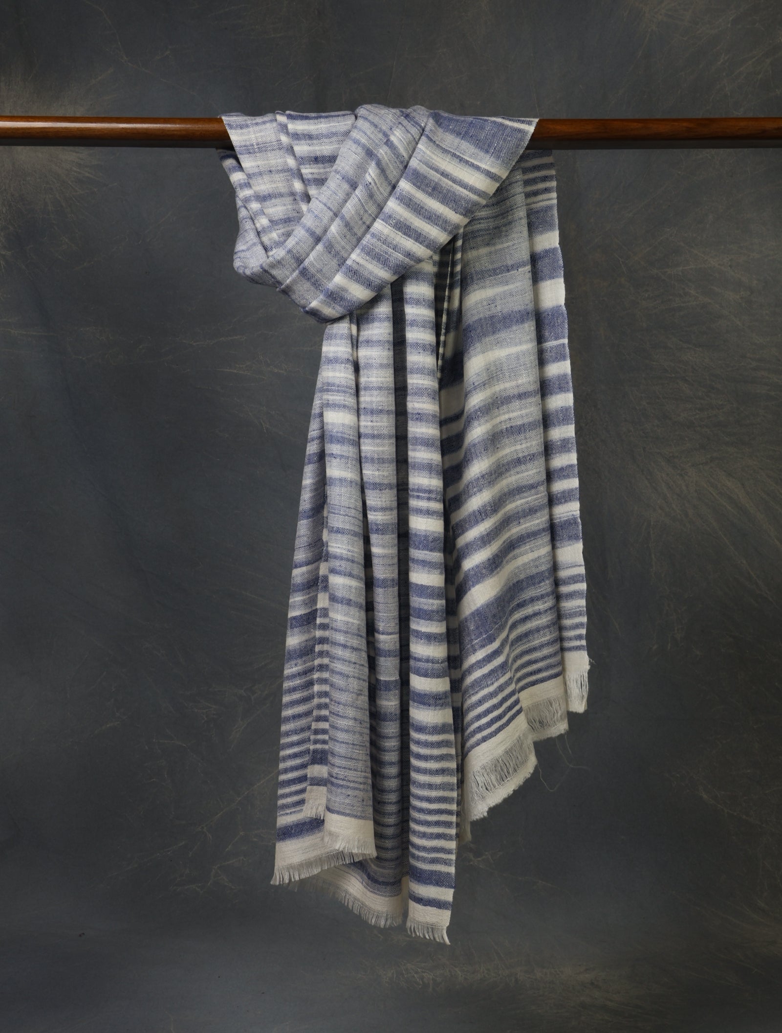 Blue Plaid Cashmere Check Scarf Pashmina – Handwoven Luxury