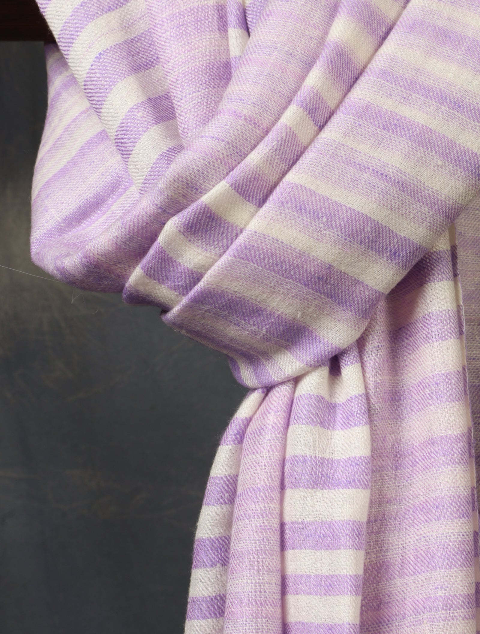 Purple and White Plaid Pure Cashmere Pashmina Scarf – Handwoven Luxury