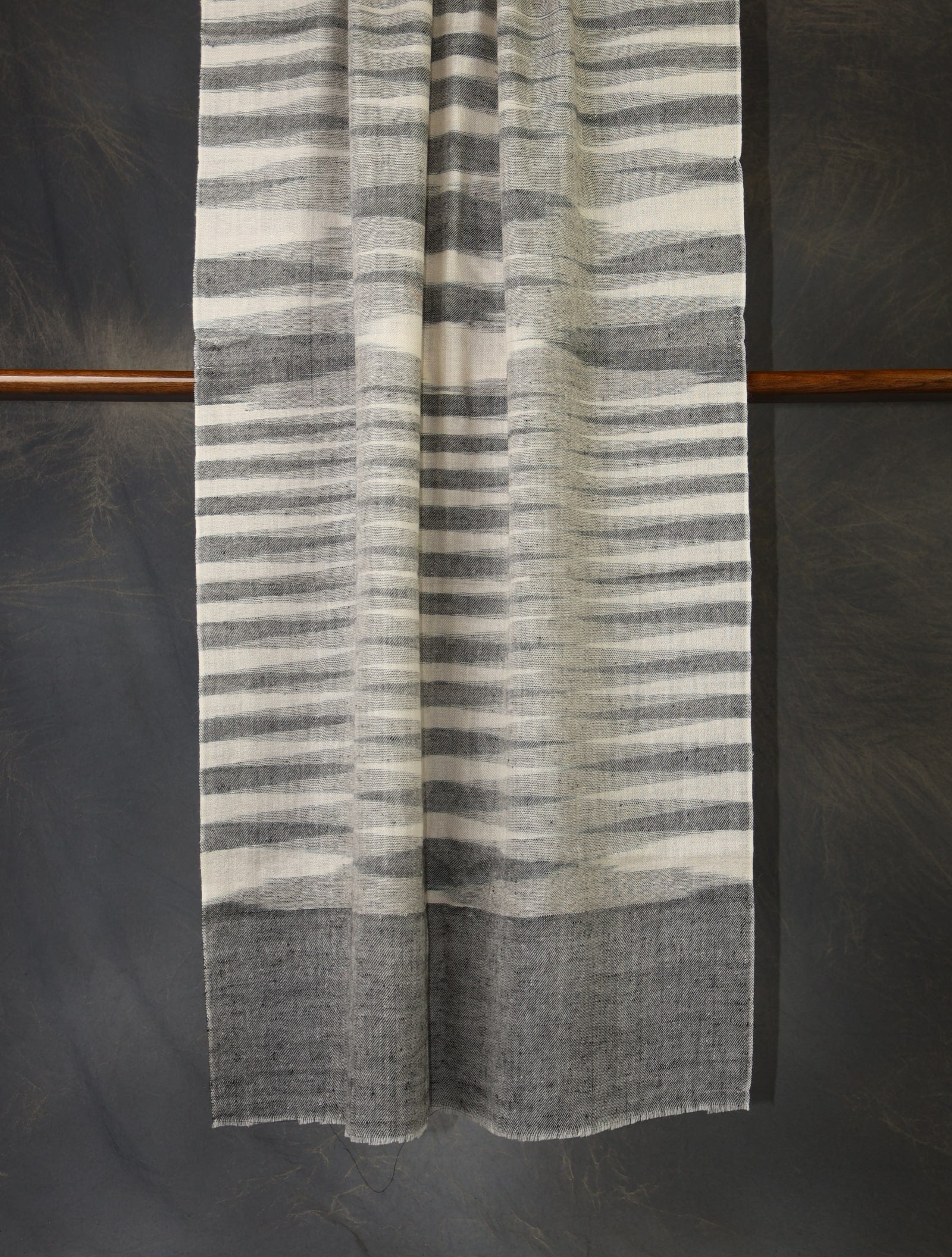 Ivory Base Black Plaid Pure Cashmere Pashmina Scarf