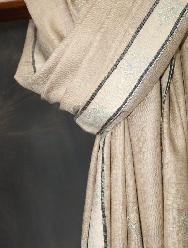 Natural Boteh Motif Embroidery Cashmere Pashmina Shawl – detail view