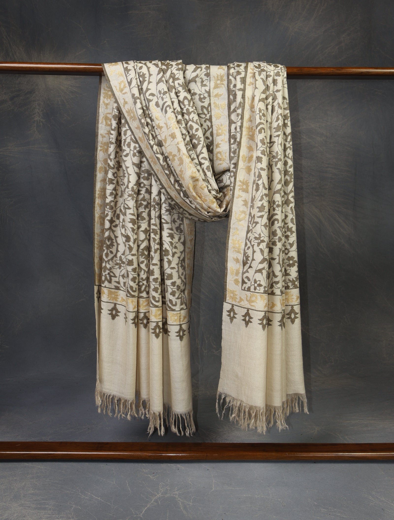 3 yard Ivory Base Kani Cashmere Pashmina Shawl