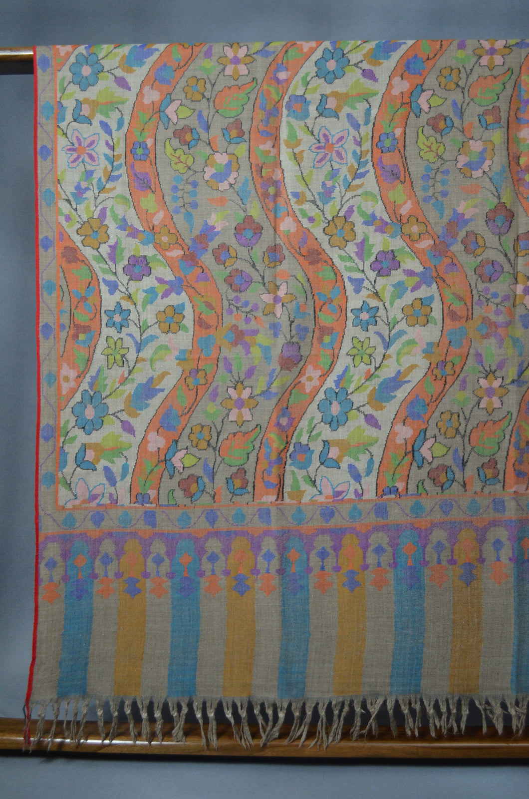 Natural Wavy Striped Kani Pashmina Shawl