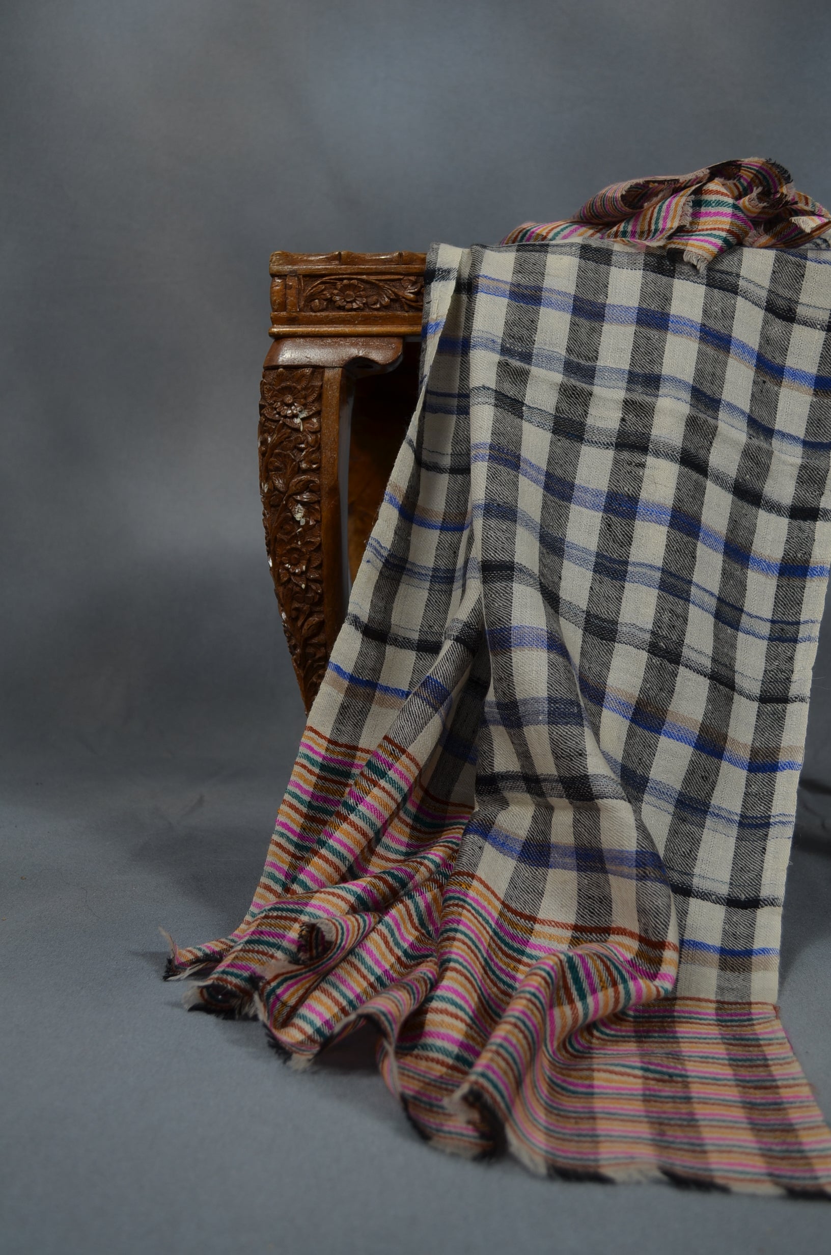 Black & White Handwoven Cashmere Pashmina Scarf