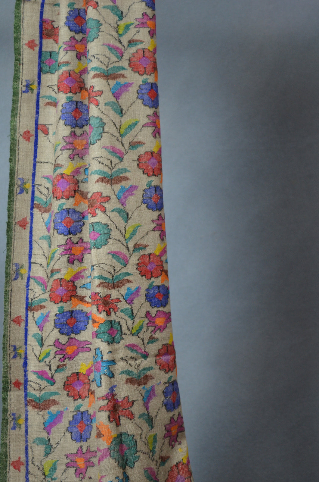 Un Dyed Natural Kani Pashmina Scarf