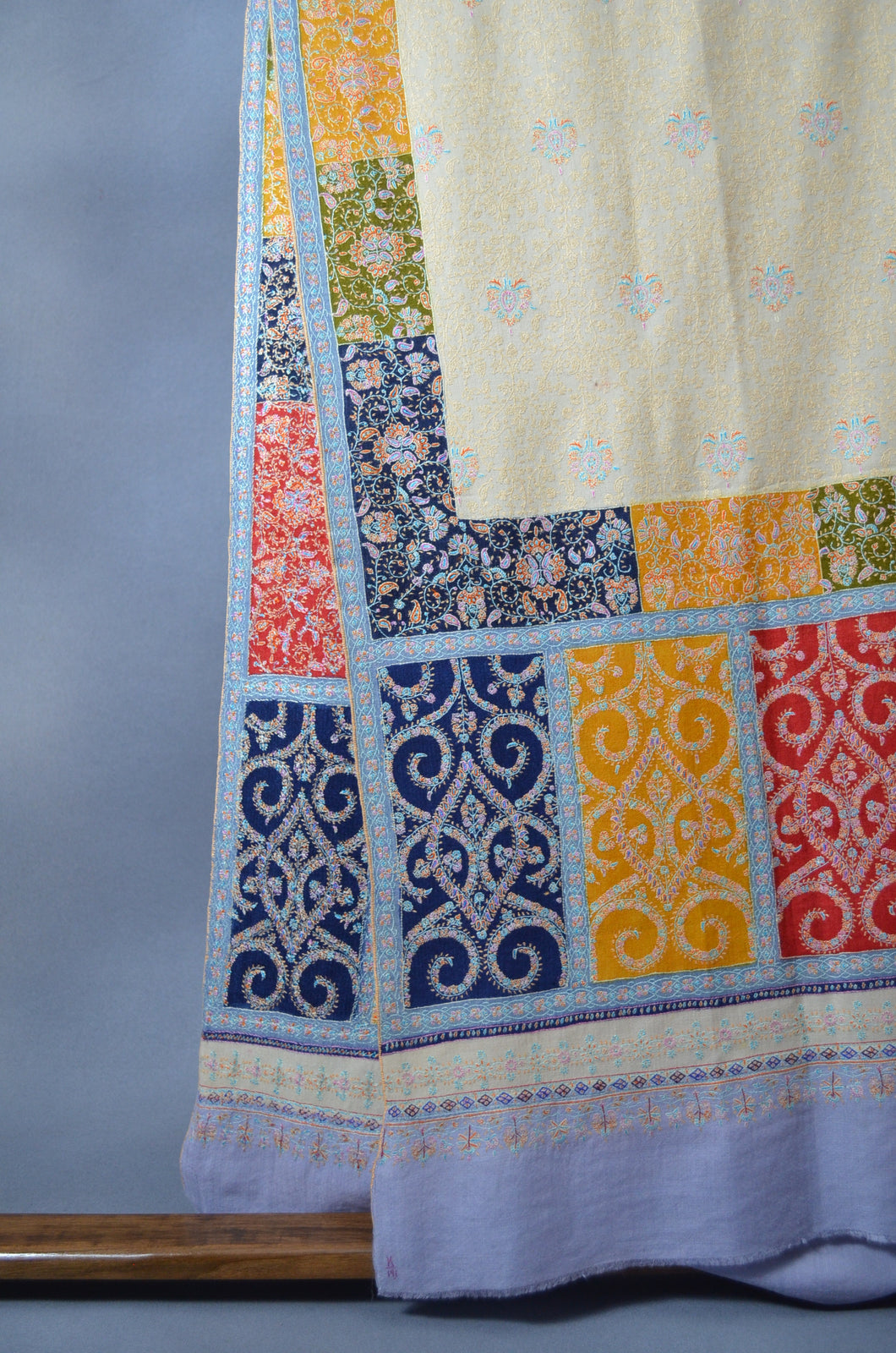 Ivory Embroidery Pashmina Jamawar Shawl