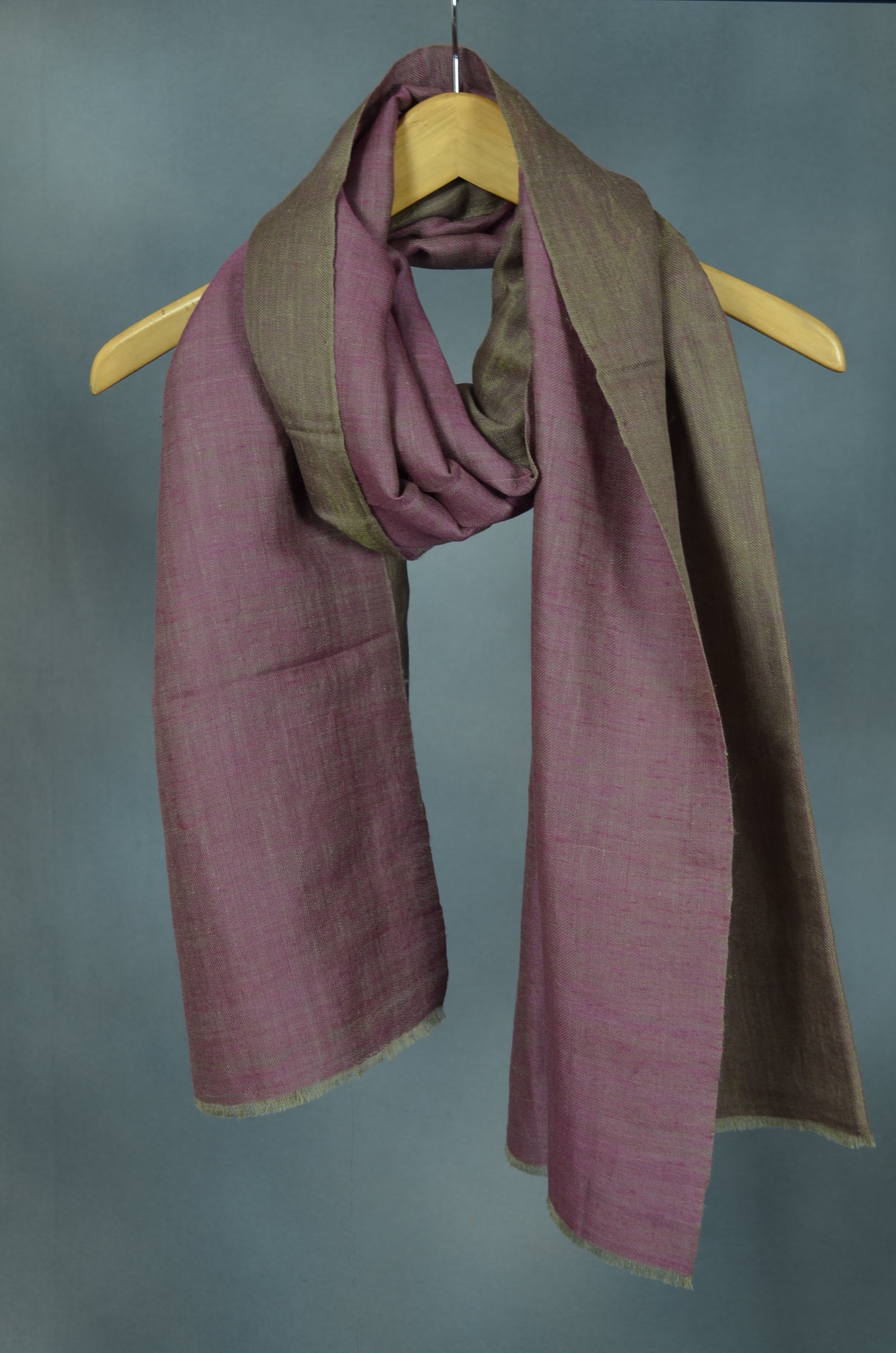 Reversible Magenta and Metallic Golden Handwoven Cashmere Pashmina Scarf