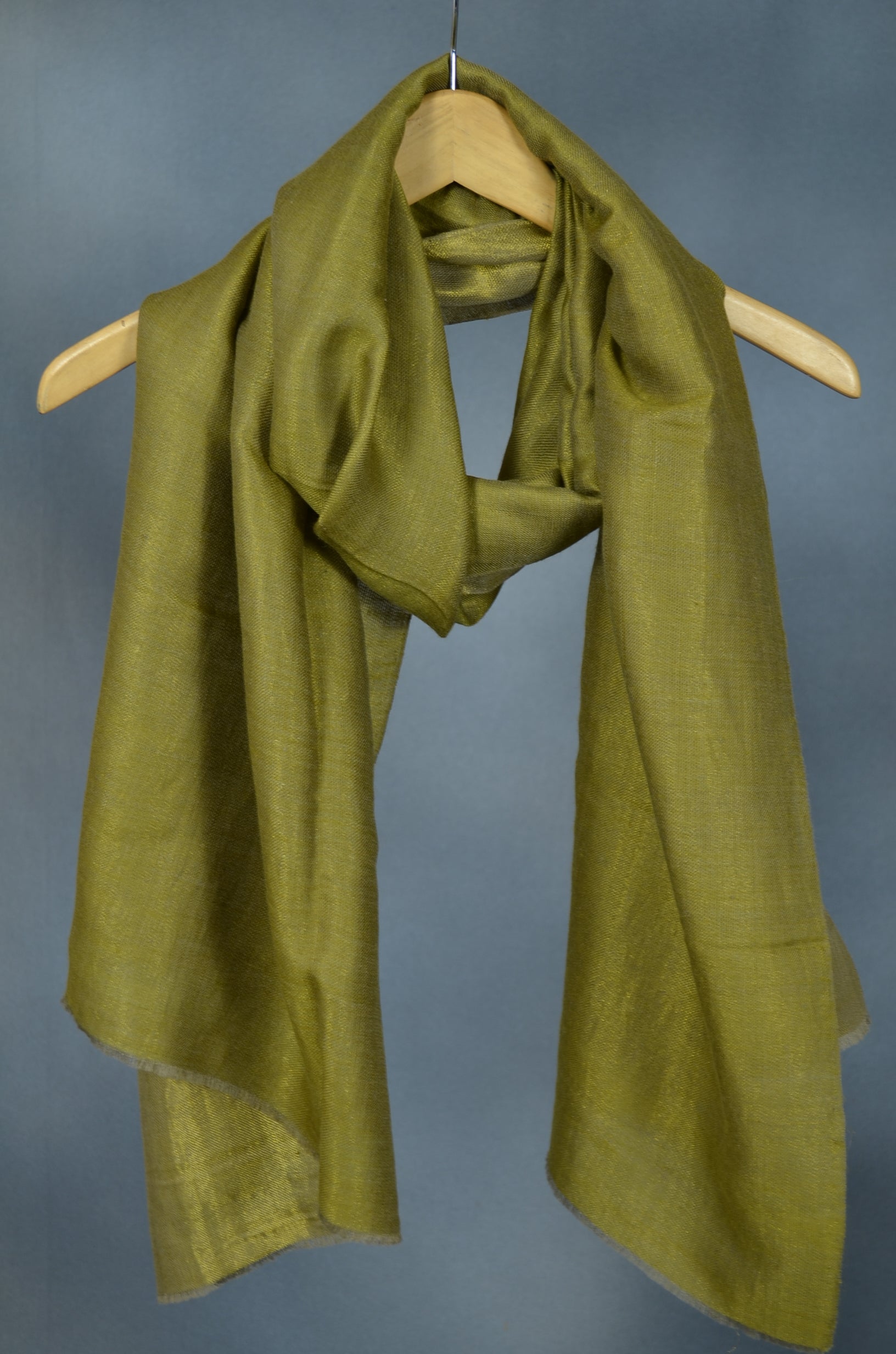Reversible Metallic Yellow and Maroon Handwoven Cashmere Pashmina Scarf