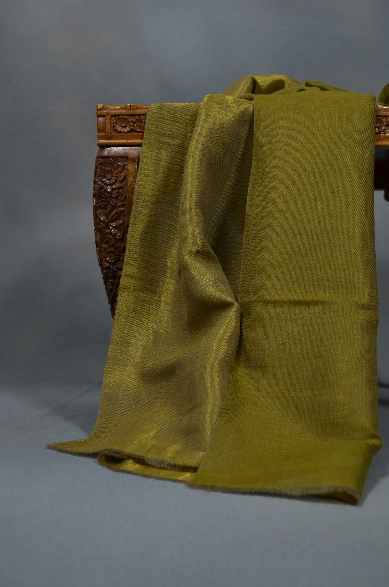 Reversible Metallic Yellow and Maroon Handwoven Cashmere Pashmina Scarf