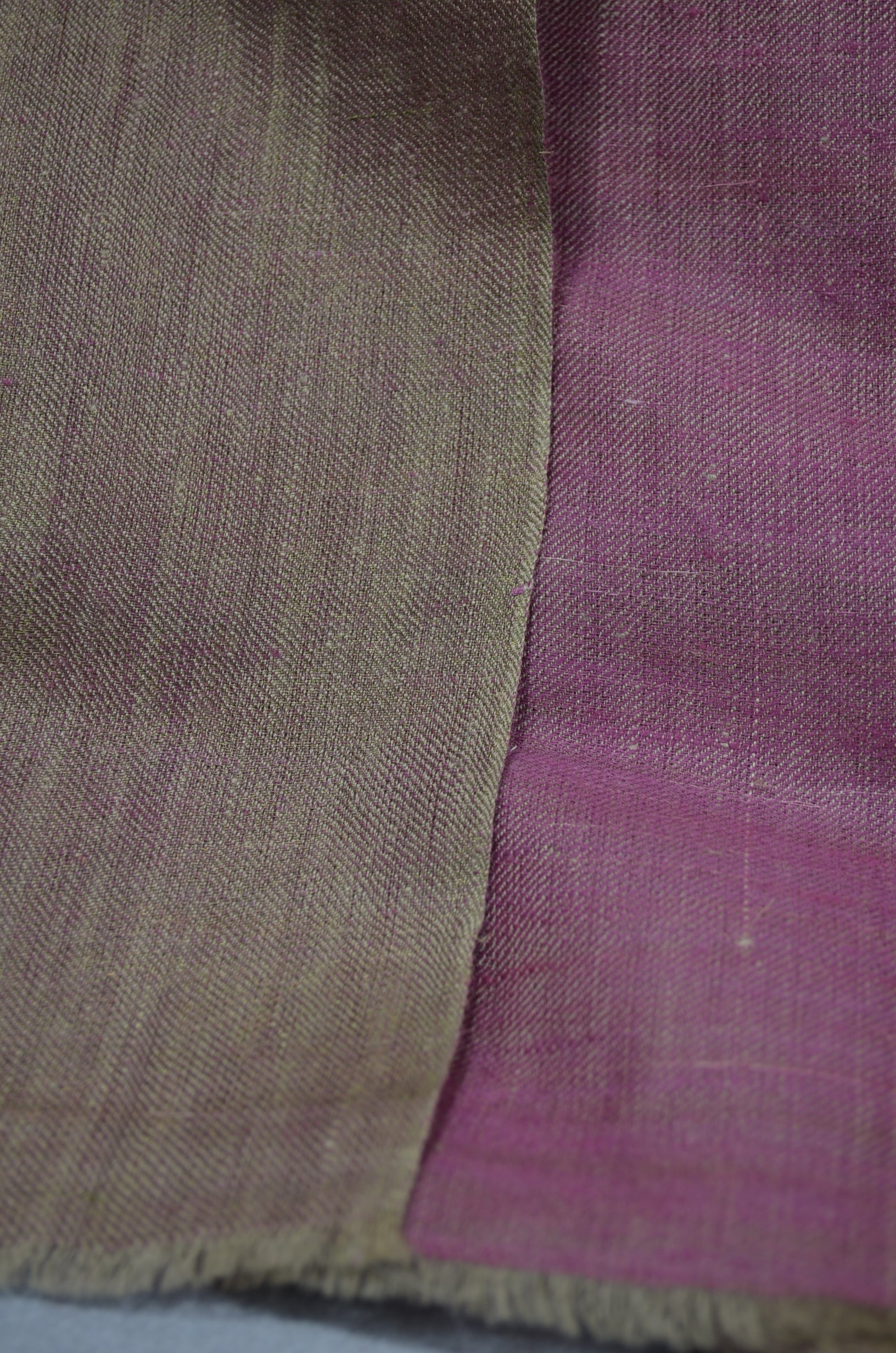 Reversible Magenta and Metallic Golden Handwoven Cashmere Pashmina Scarf