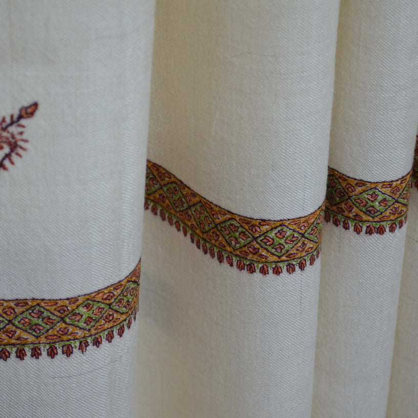 white border embroidery 3 yards travel wrap
