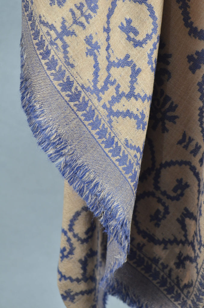 Natural Base Blue patterned with 4 sided fringes merino scarf