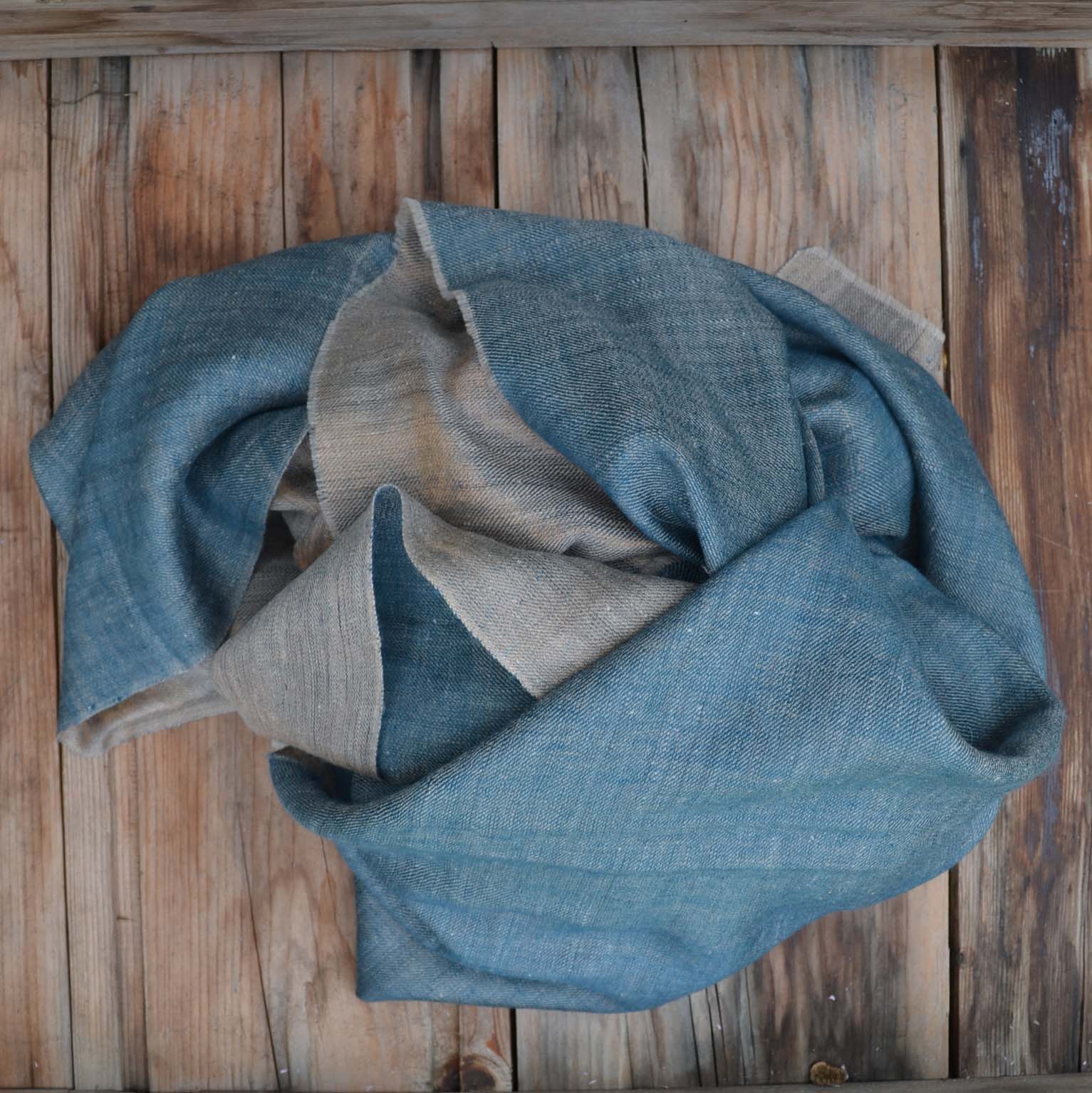 Double shaded blue and golden cashmere pashmina shawl | Reversible Pashmina Shawl