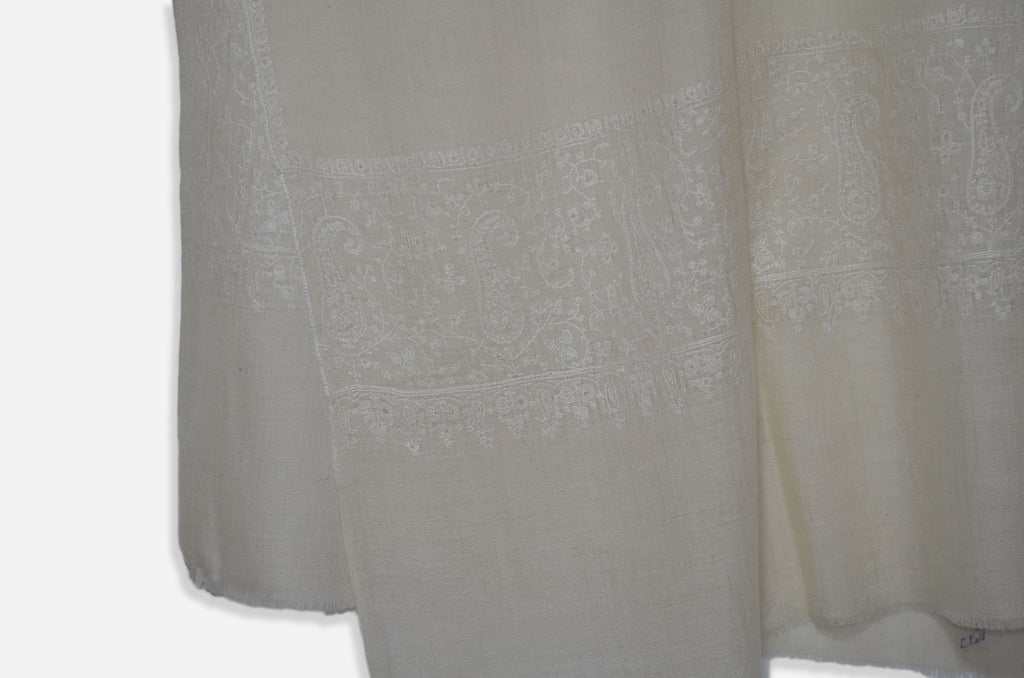 Ivory Pashmina Stole with Beautifully Crafted Border
