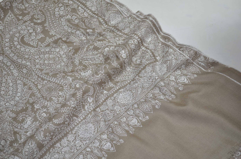 Oversized Ivory 3 Yard Pashmina Jamawar Shawl