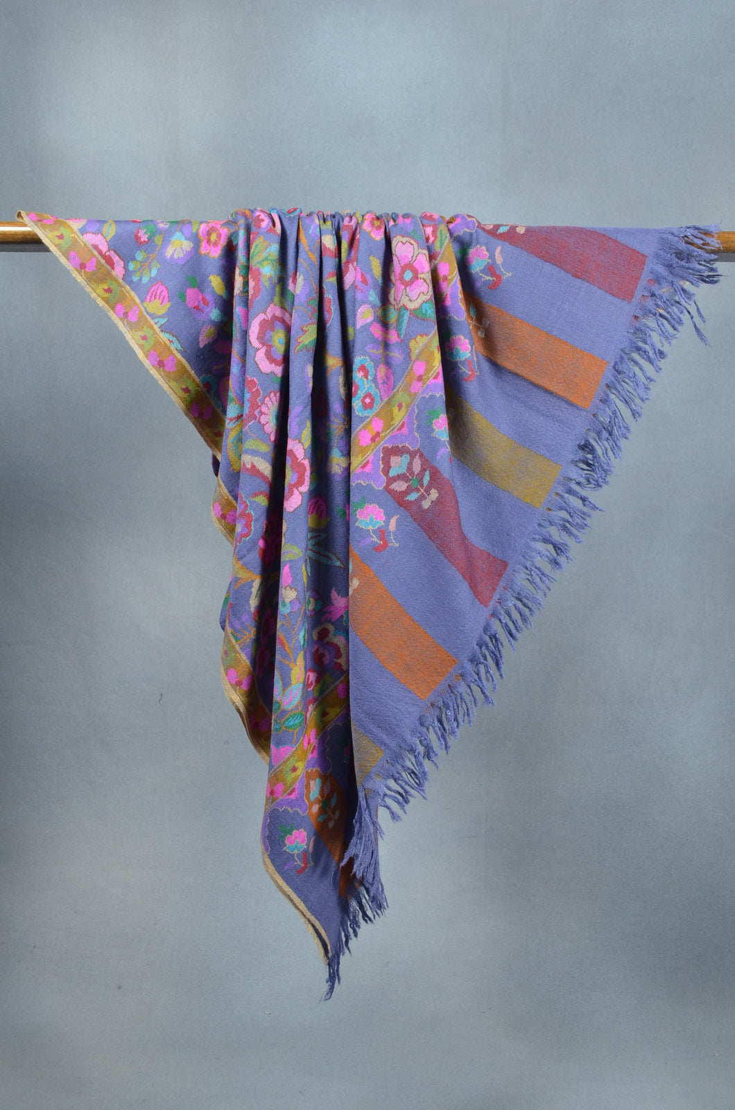 Grey Base Kani Jamawar Pashmina Shawl