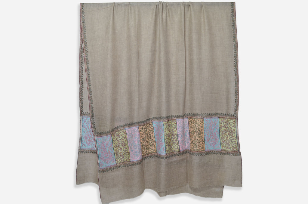 Designer Un-Dyed Natural Cashmere Shawl with Beautiful Big Border