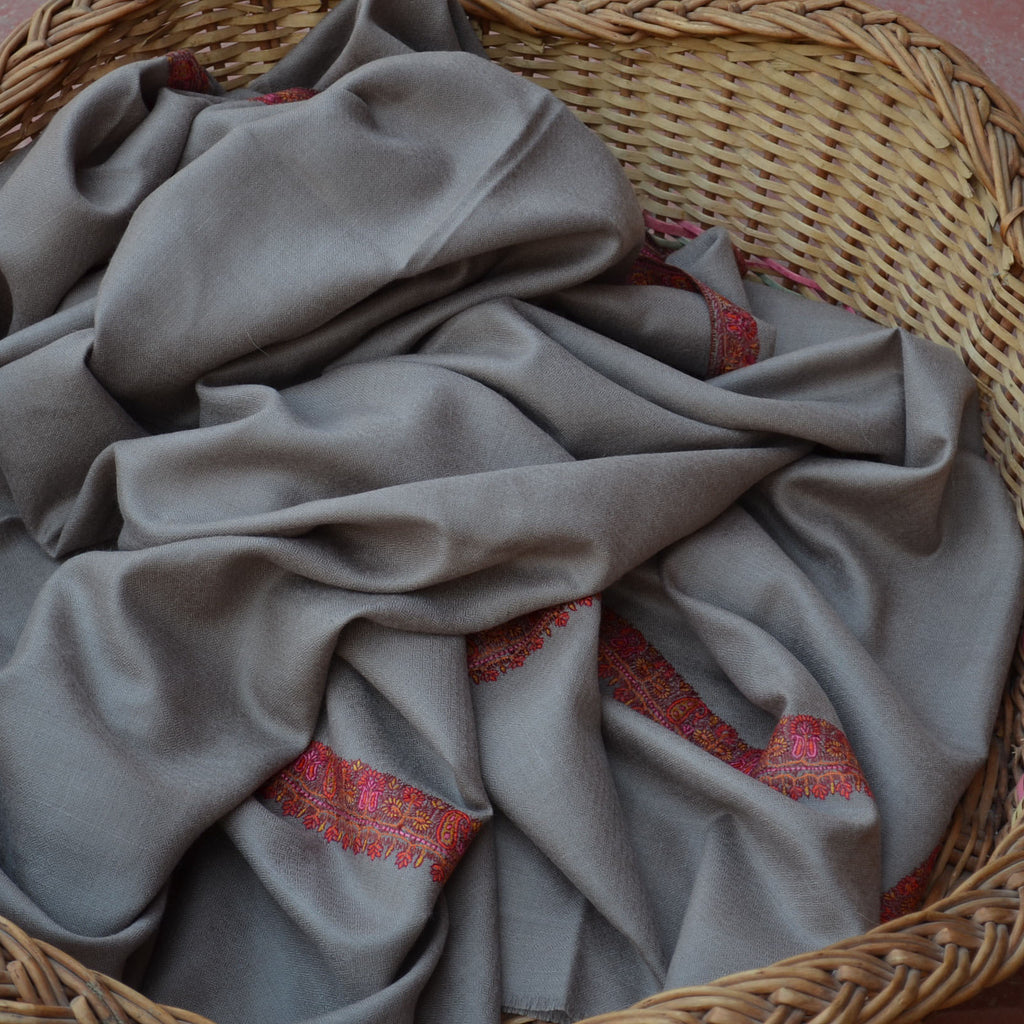 Natural Cashmere Pashmina Shawl with Beautifully Crafted Border