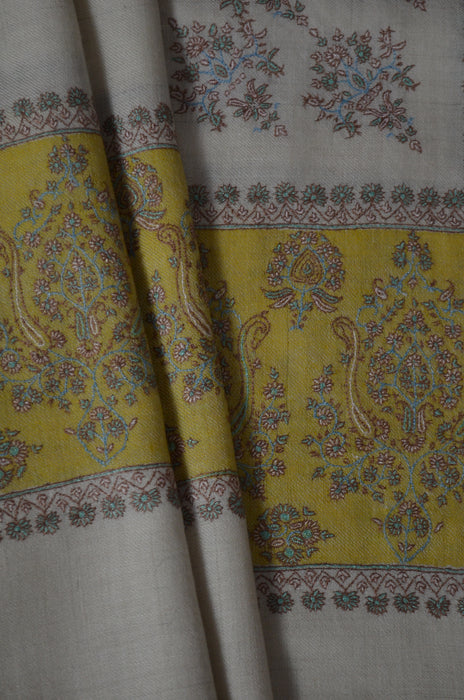 Ivory Big Border Embroidery Cashmere Pashmina Shawl