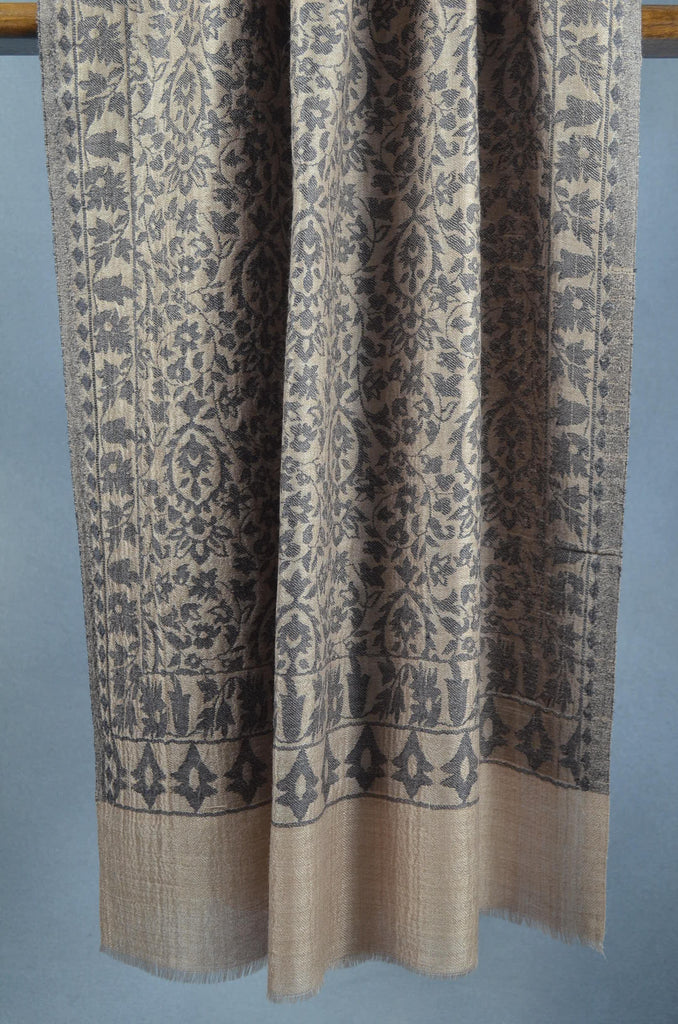 Natural Base Black patterned Kani style merino scarf