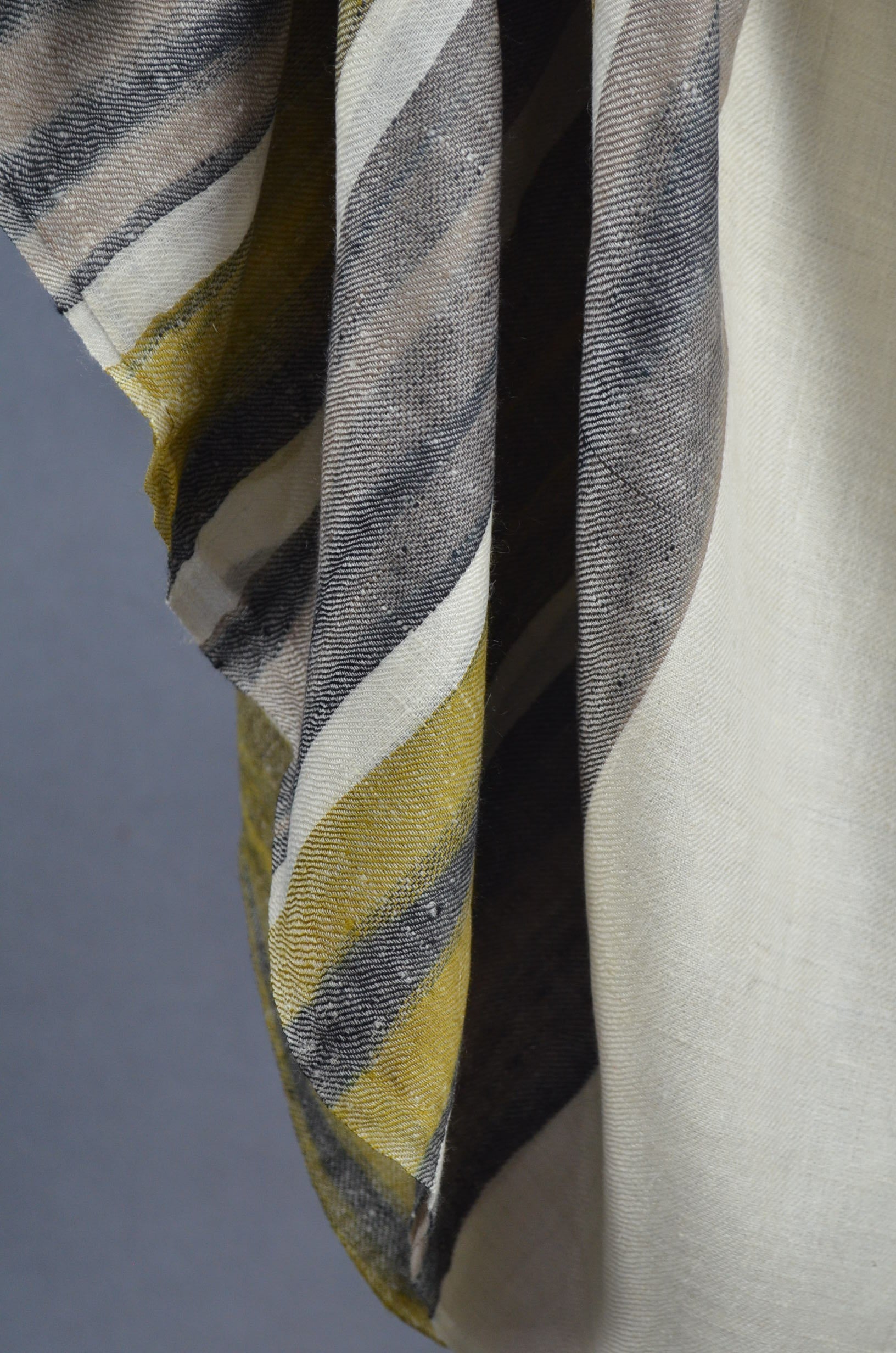 Ikat Ivory Handwoven Cashmere Pashmina Scarf