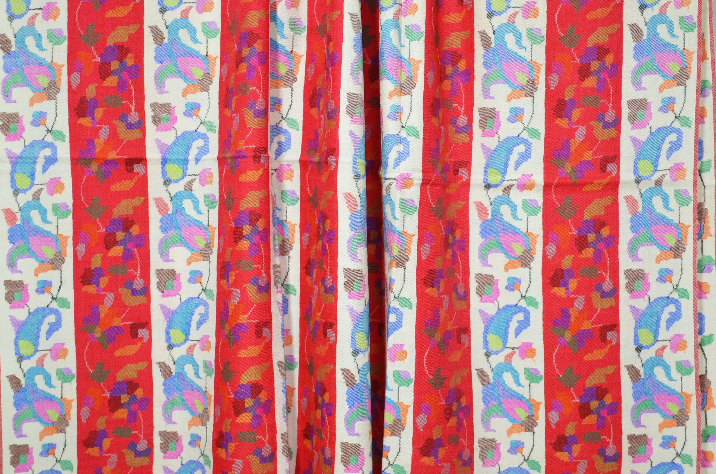 Red & White Kani Jamawar Shawl