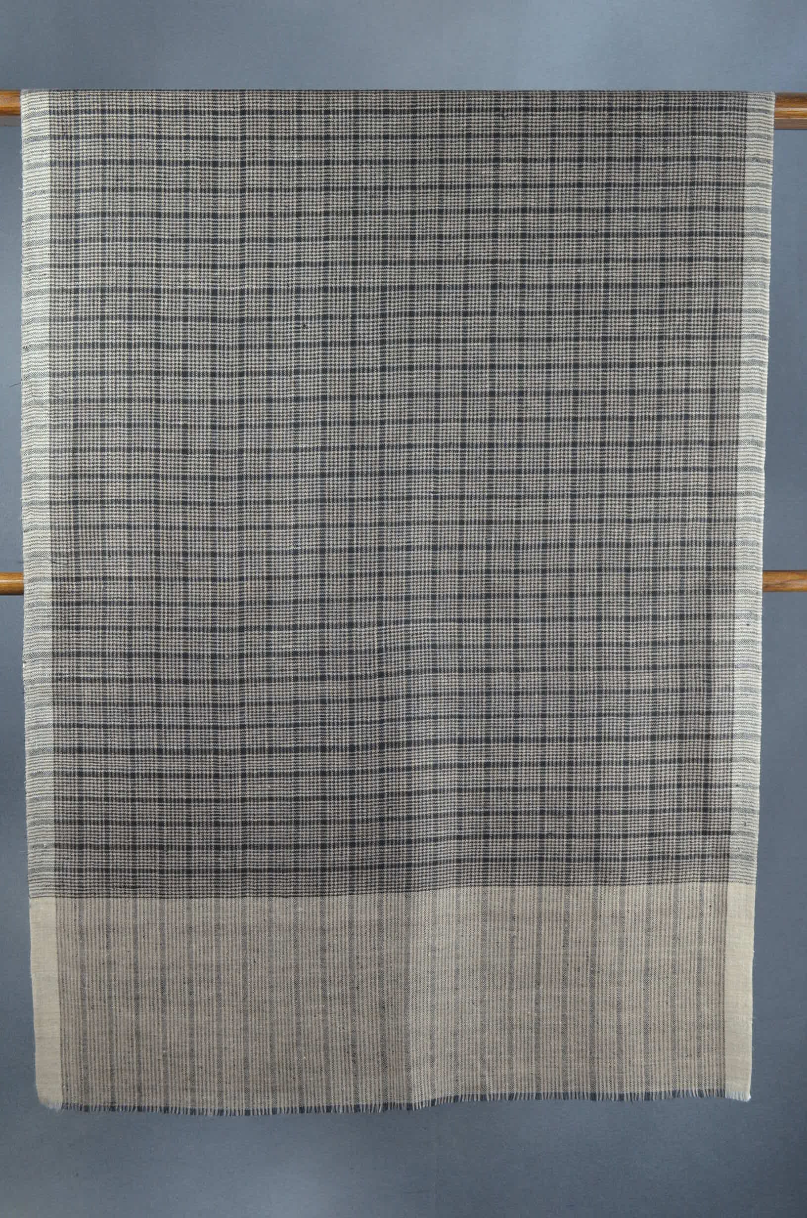 Small Black Check Handwoven Cashmere Pashmina Scarf