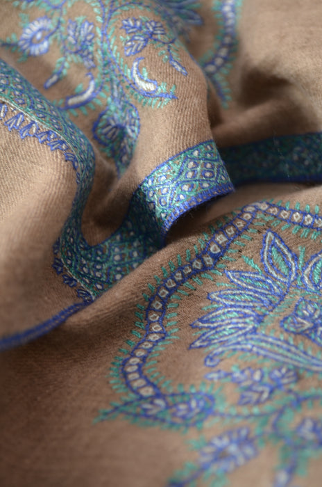 Un Dyed Natural Border Embroidery Cashmere Pashmina Shawl