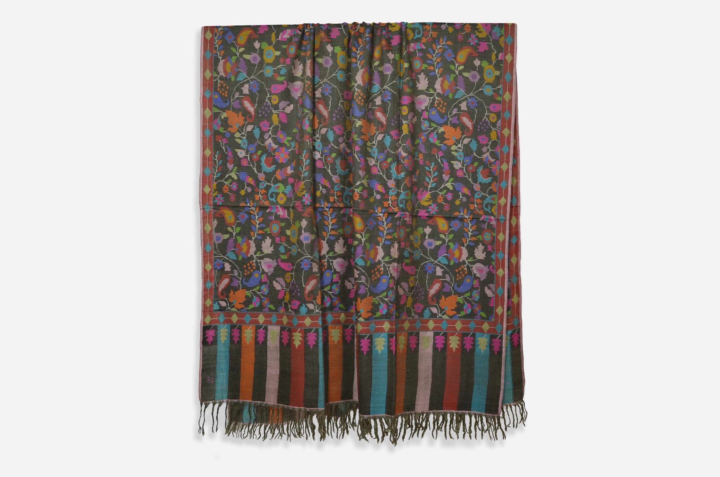 A luxurious Cashmere Pashmina jamawar kani shawl made from highest quality fibers. This kani shawl is a signature of royality. Buy and feel the softness and warmth of this pashmina kani shawl. Hand embroidered in Kashmir | purekashmir.com