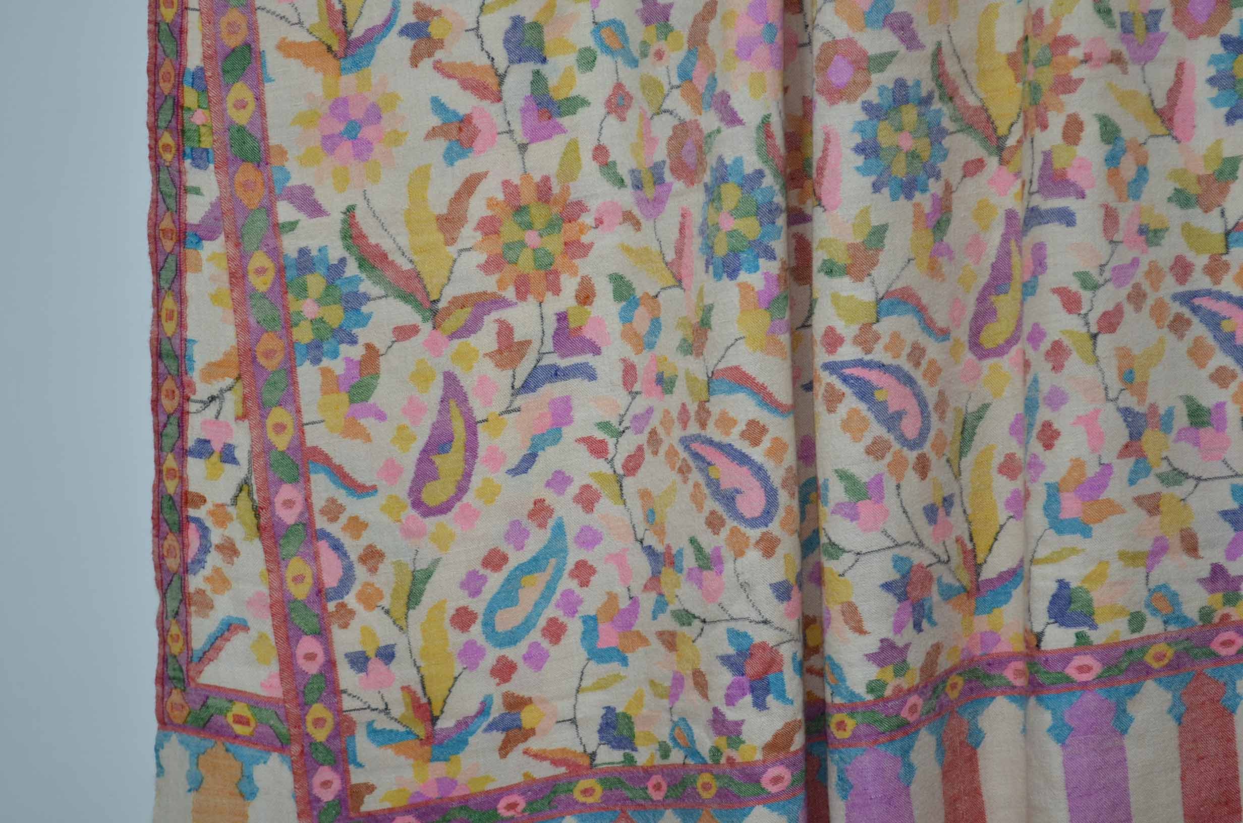 Shop Ivory Kani Jamawar Cashmere Pashmina Shawl | Pure Kashmir