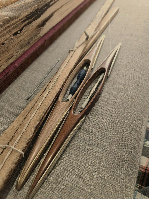 pashmina shawl loom with bobbins in srinagar