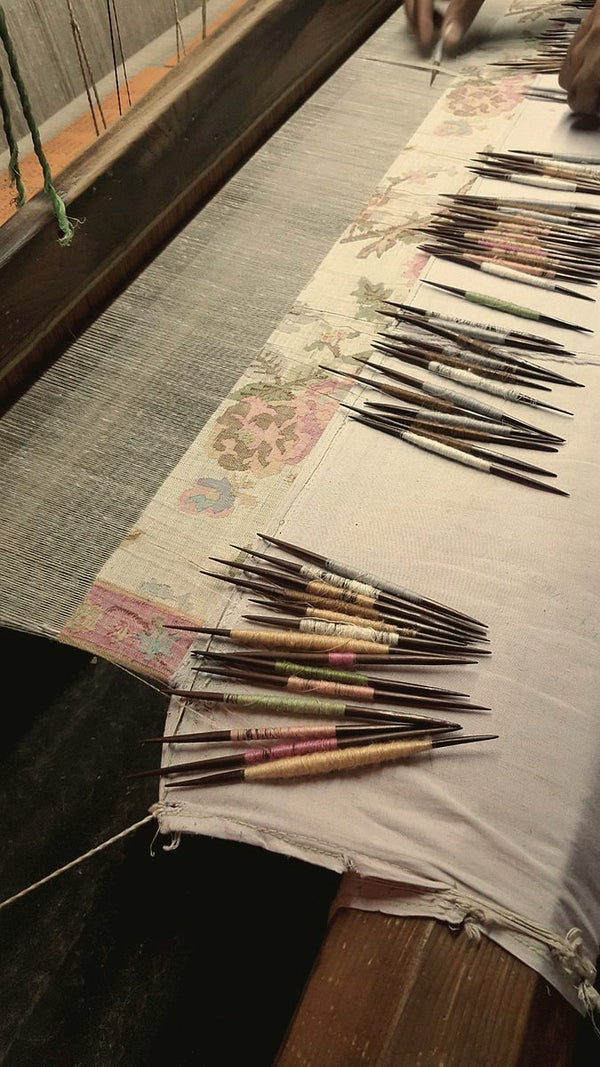 Inside a kani pashmina shawl loom