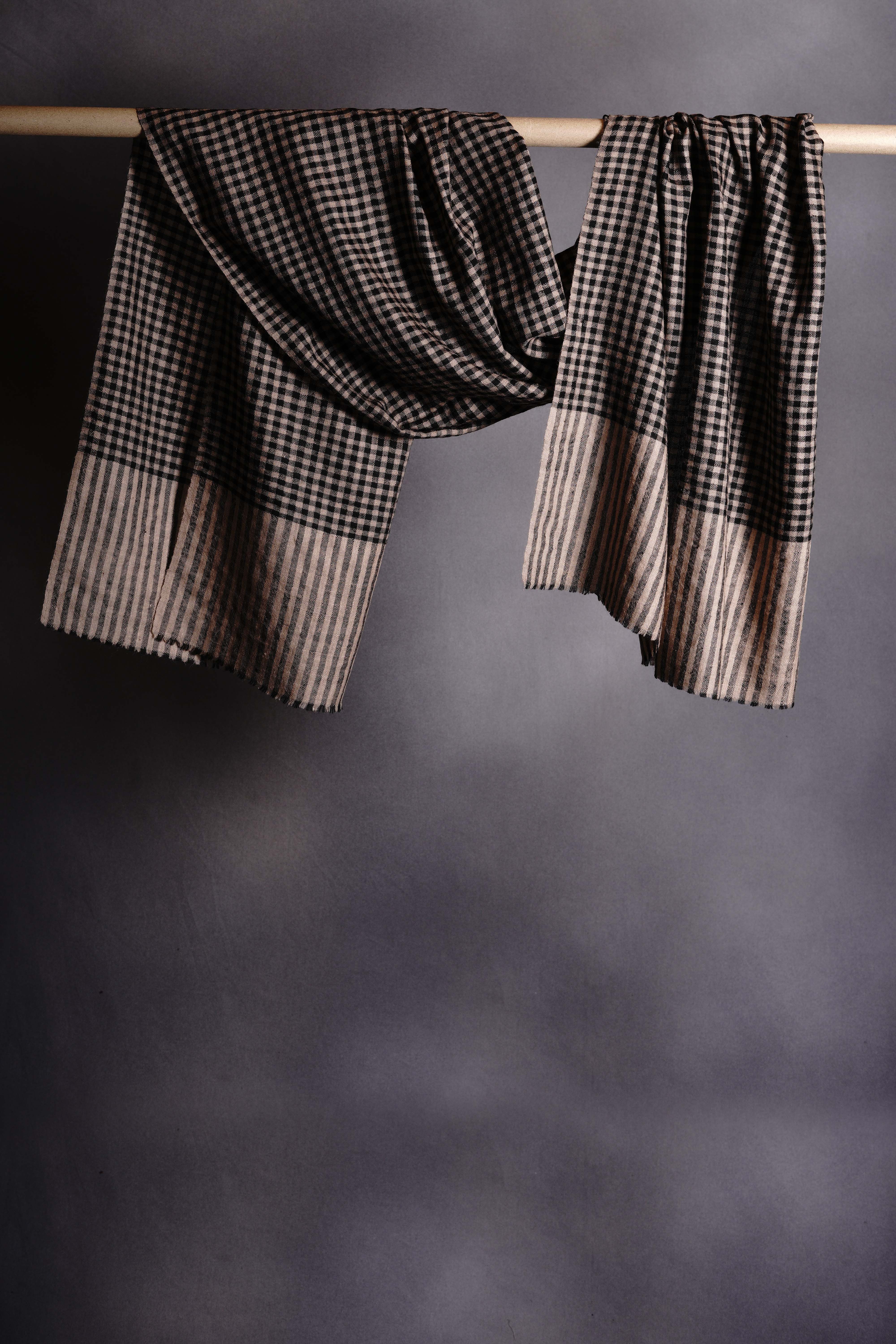 Black and Natural Color Check Handwoven Cashmere Pashmina Scarf